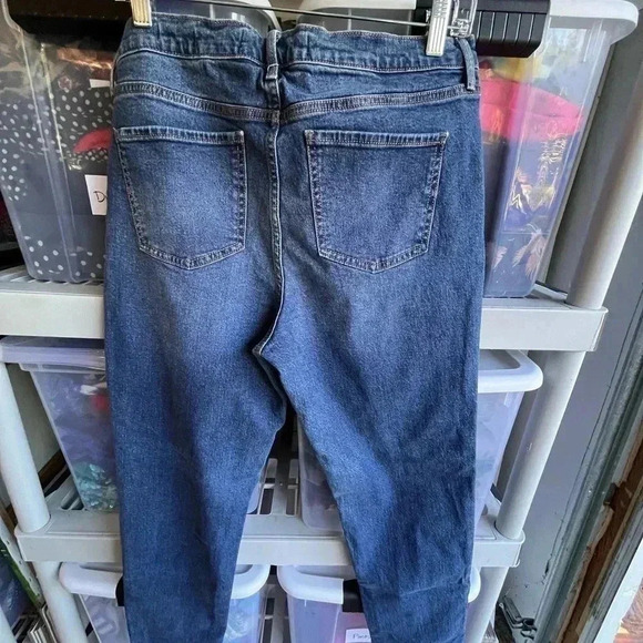 GV Boyfriend Jeans - Size 10 - Picture 5 of 5